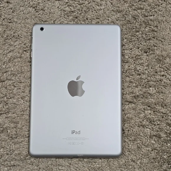 IPAD GIVEAWAY FOR LIVE SHOW